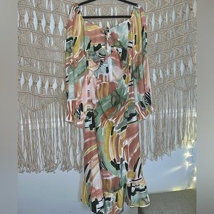 Abstract Cut Out Maxi/Midi Dress